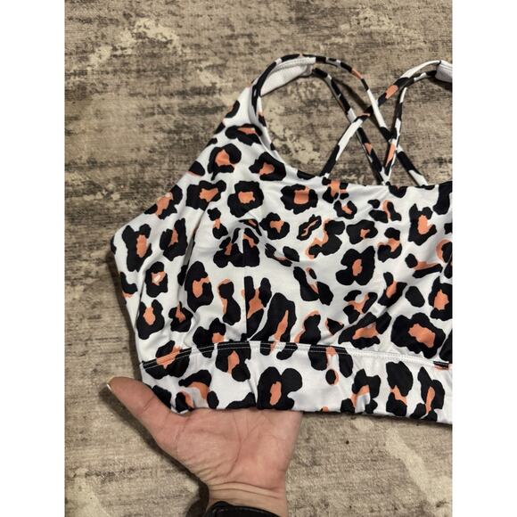 SHEIN Curve Women’s Scoop Neck, Cross Cross Spaghetti Strap Sports Bra - 3XL - Picture 4 of 10